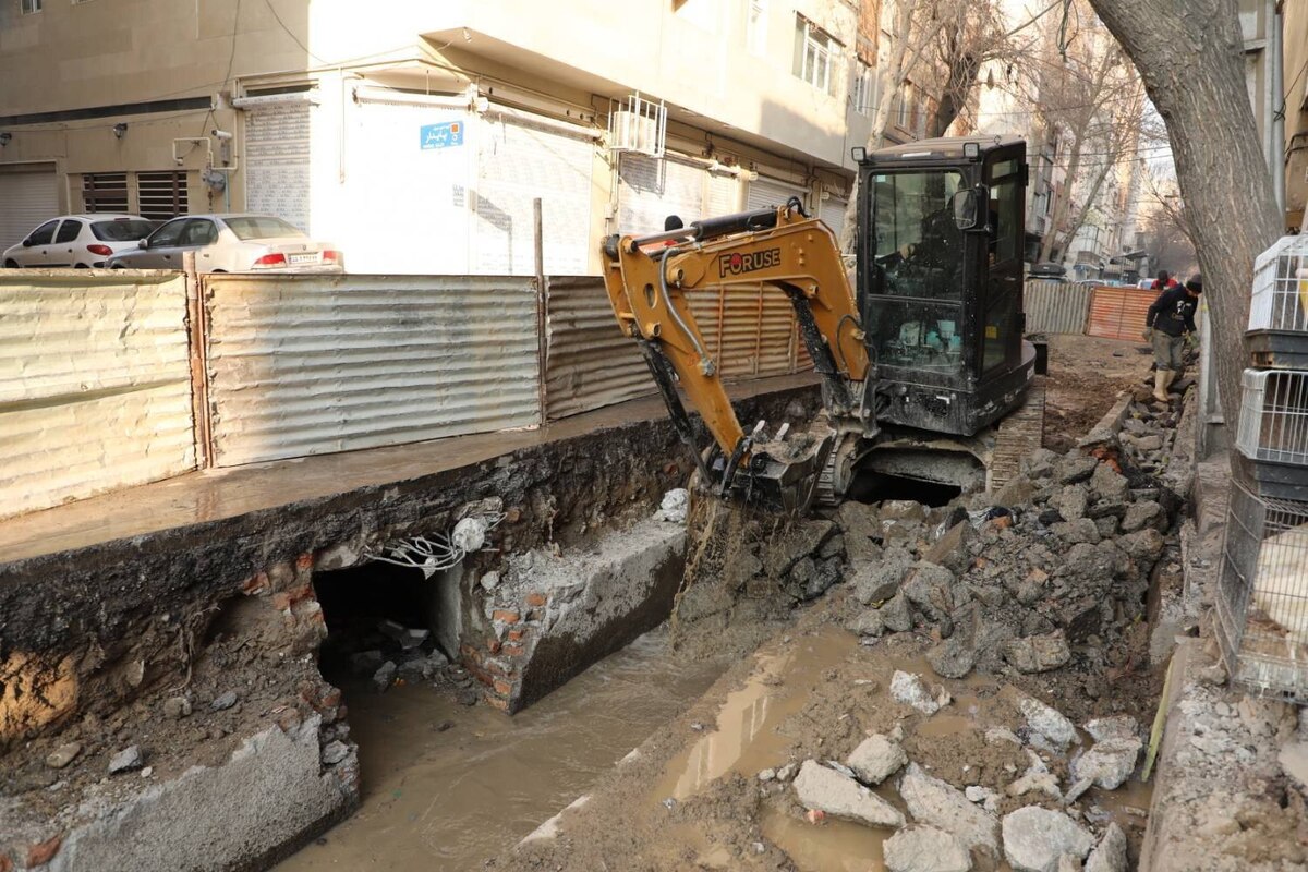 ساماندهی و بهسازی کانال جوانه و ابطحی در منطقه ۱۷