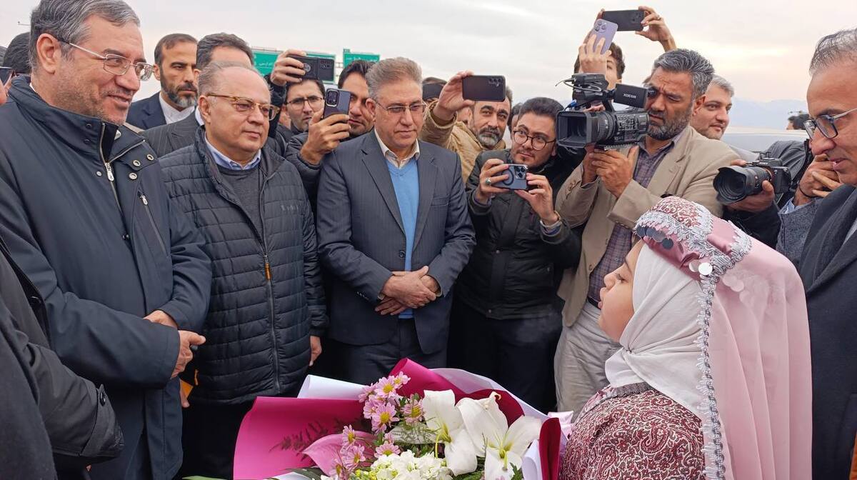 معاون پارلمانی رئیس جمهور وارد شهرستان خوی شد