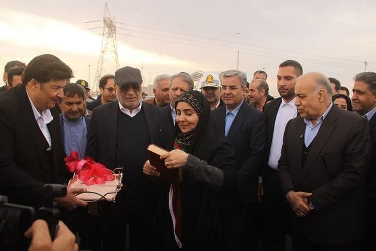 ۲۲۰۰ واحد مسکونی و ۵۶ کیلومتر پروژه راه‌سازی در خوزستان افتتاح و بهره‌برداری شد