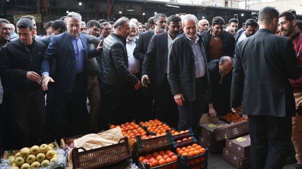 بازدید رئیس‌جمهور از میدان میوه و تره‌بار قدیم شهریار /افتتاح میدان مرکزی میوه‌ و تره‌بار شهریار توسط معاون رئیس جمهور