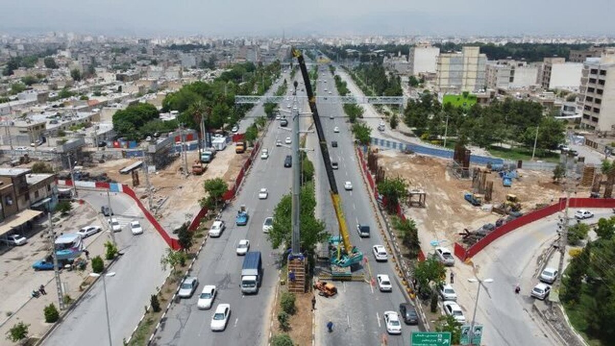 عباسی: ‌پروژه‌های عمرانی شیراز بر اساس جدول زمان‌بندی پیش می‌روند