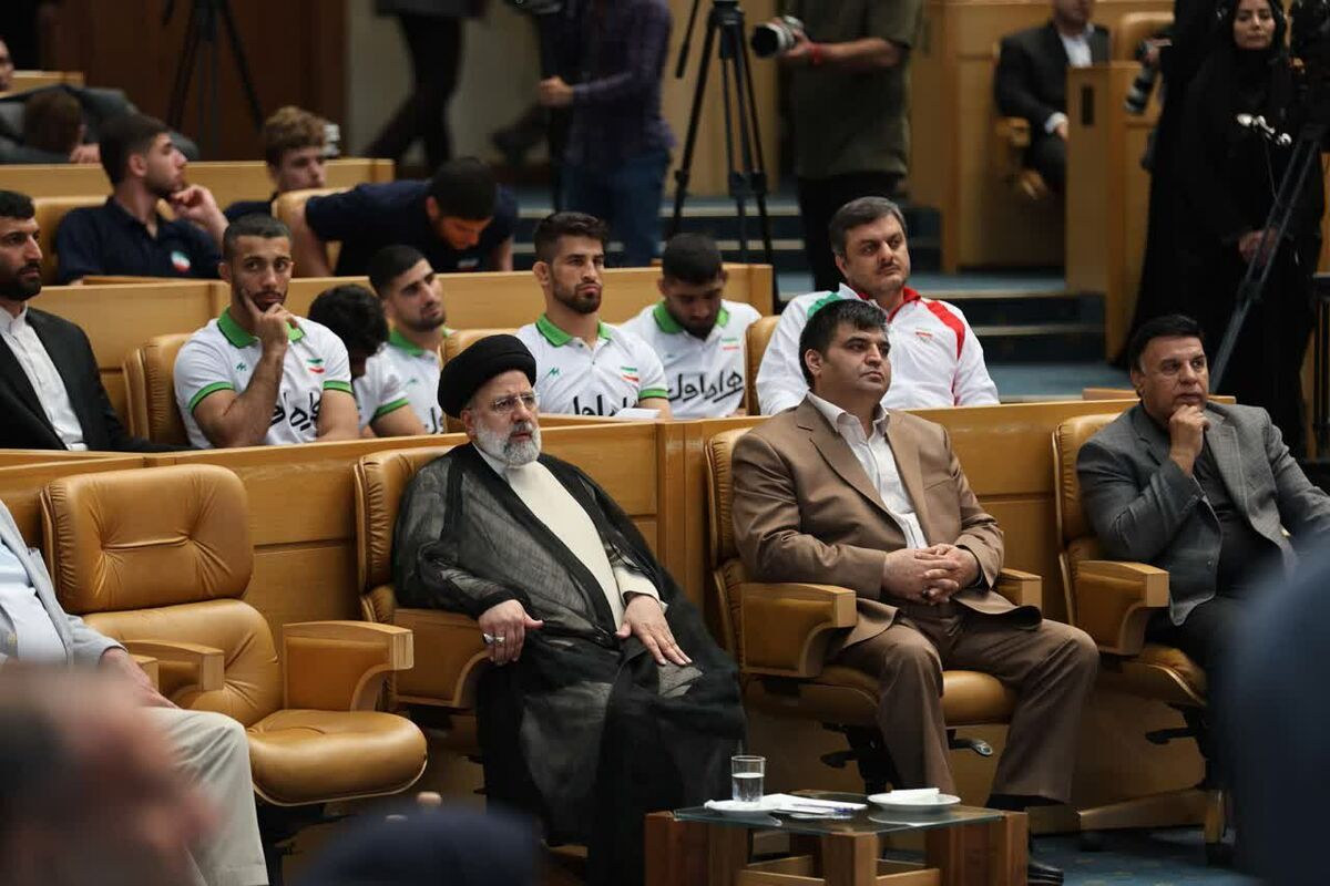 مظلومی: شهید رئيسی زحمات زیادی برای خصوصی‌سازی استقلال و پرسپولیس کشید