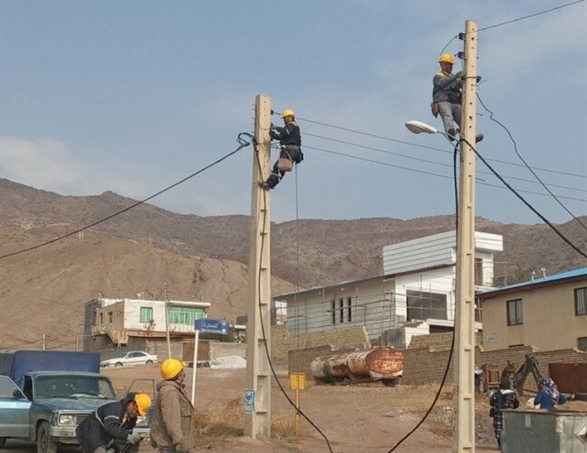 برق رسانی به ۴۵۰ روستای فاقد برق در دولت سیزدهم+ اینفوگرافی