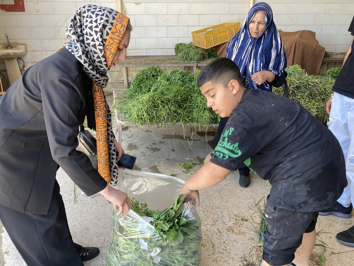 سبزی تر و تازه می خواهی به این روستا نزدیک تهران سفر کن