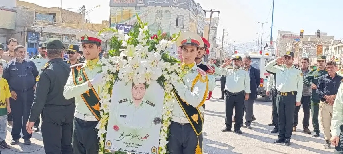 پیکر شهید مدافع امنیت خوزستان تشییع شد