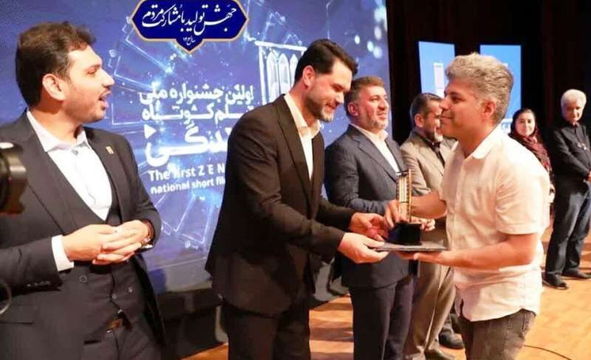 سینا کلهر: هنر نقش راهبردی در تقویت بنیان خانواده دارد