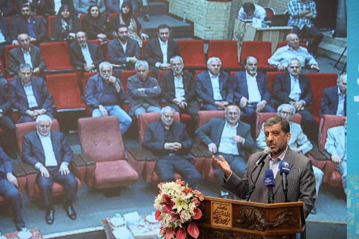 ضرغامی: تجلیل از بزرگان حوزه میراث‌فرهنگی ادای احترام نسبت به تمدن، فرهنگ و ریشه‌هاست