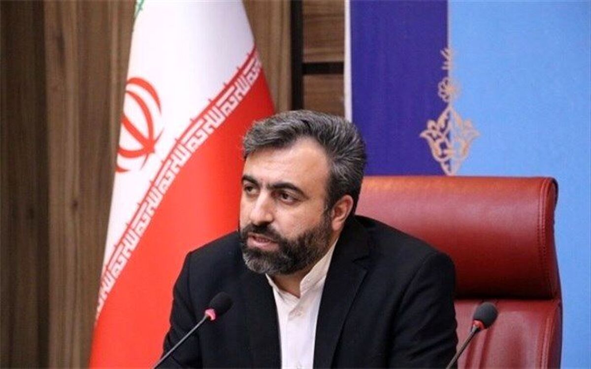 هاشمی: آموزش و پرورش با پدیده معلم بلاگری برخورد می کند