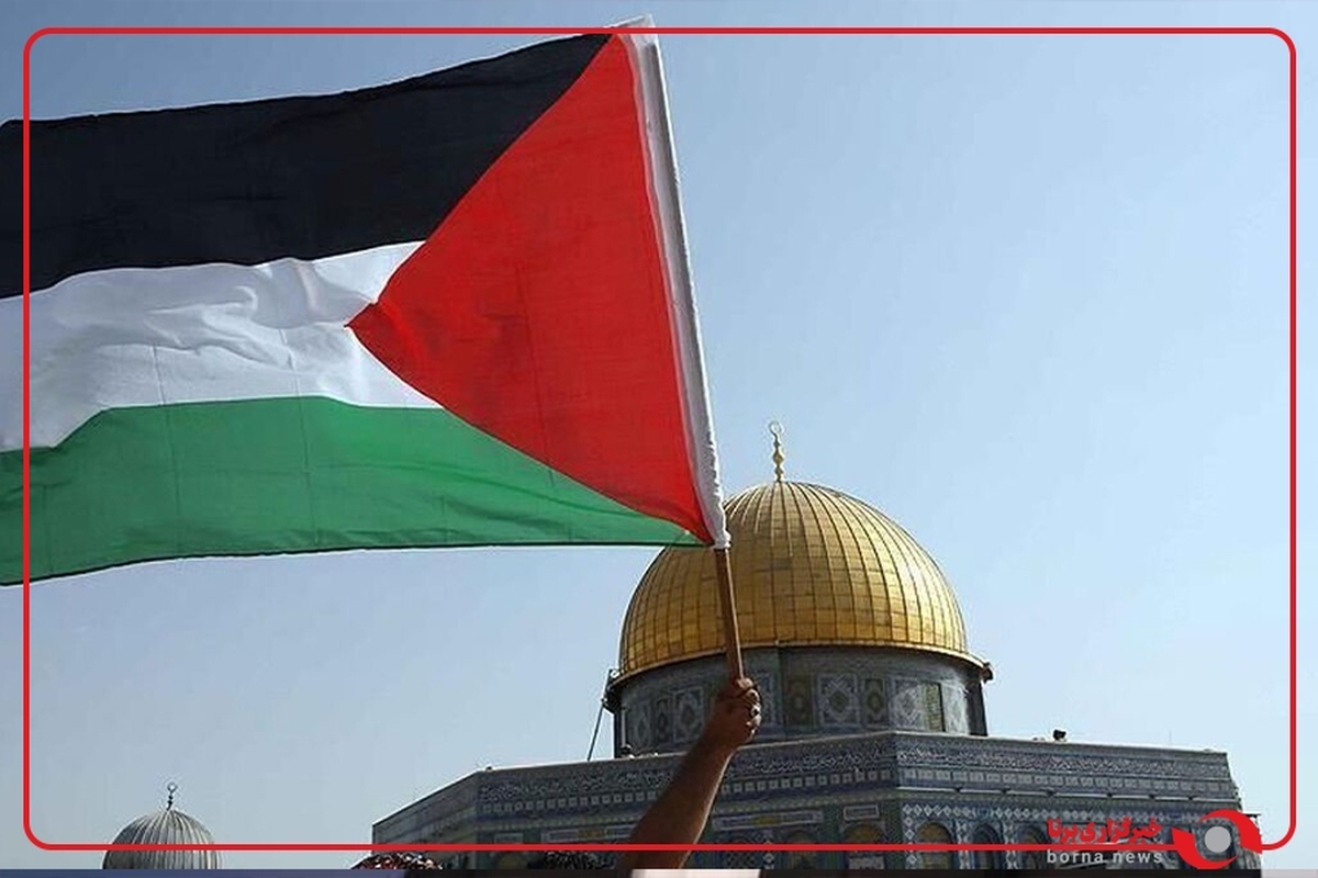 مراسم اهتزاز بزرگترین پرچم فلسطین جهان در پایتخت ایران