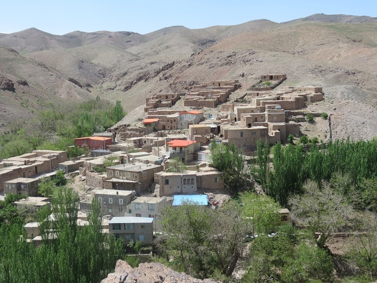 گشتی در طبیعت بکر روستای سرخنگ