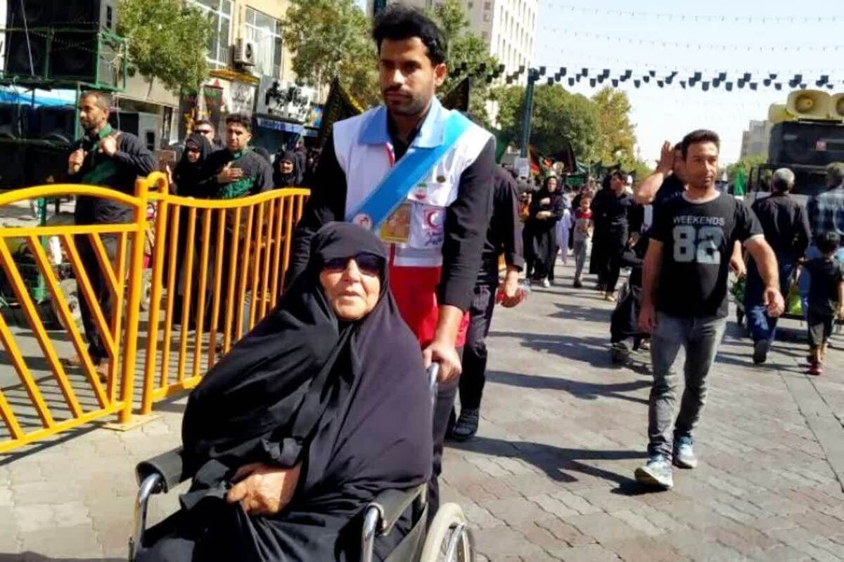 ۸۰ عضو گلستانی با زائران امام رئوف در "قدم به قدم تا مسیر بهشت"