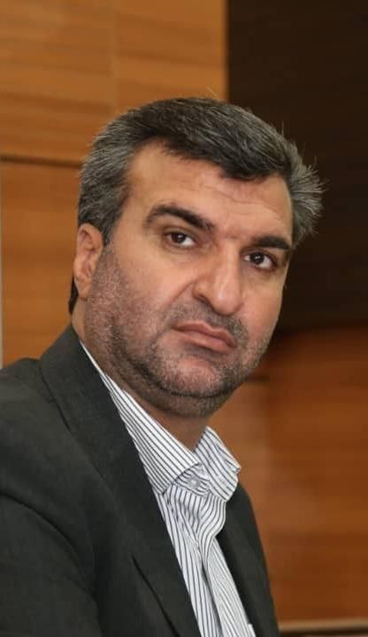 با حکم وزیر کشور؛ معاون هماهنگی امور اقتصادی استانداری ایلام منصوب شد