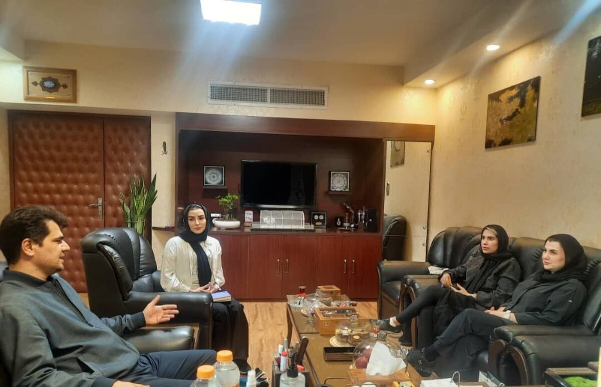 دیدار سرمربیان تیم‌های ملی گلف بانوان با حمید عزیزی