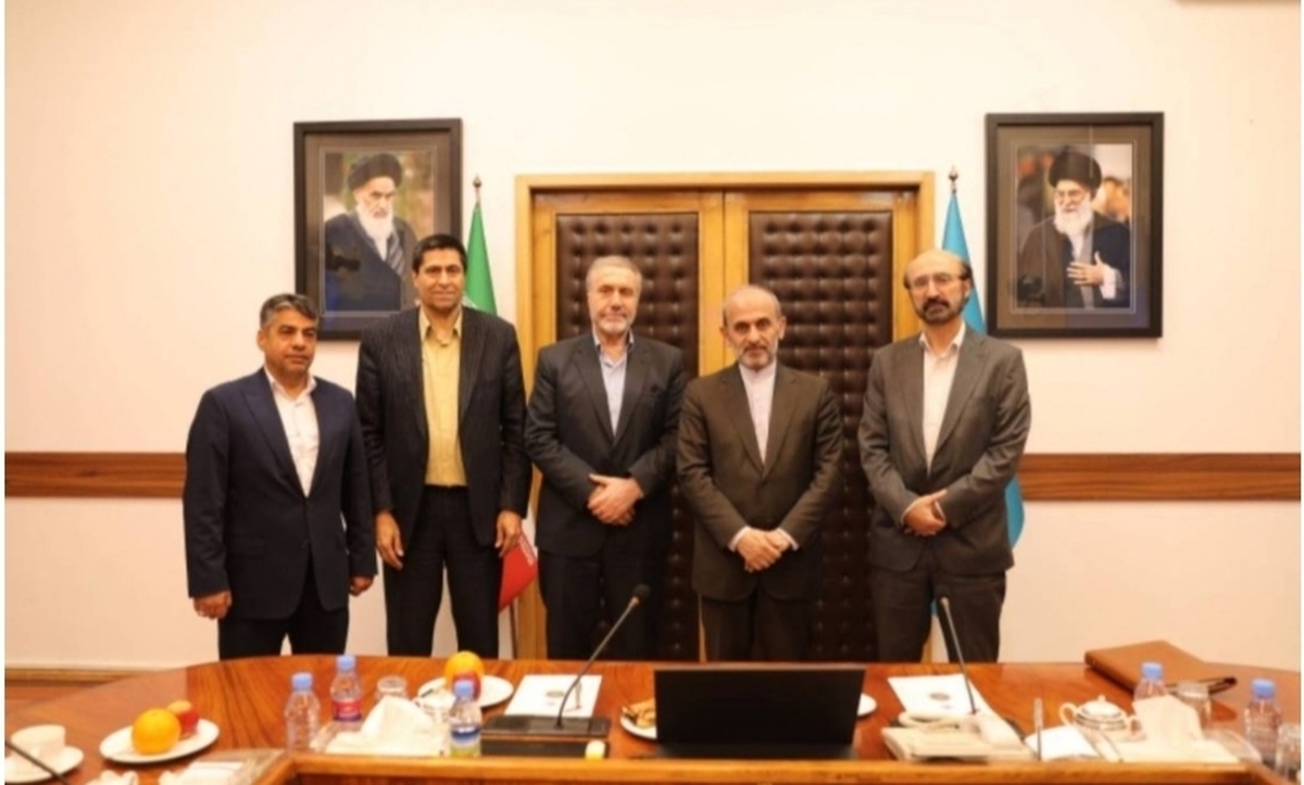 تاکید بر گسترش همکاری بین دو سازمان مبارزه با مواد مخدر و صداو سیما برای پیشگیری از اعتیاد