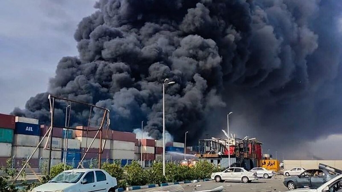 ۷۰ نفر از مجروحان حادثه انفجار بندر شهید رجایی در بیمارستان بستری هستند