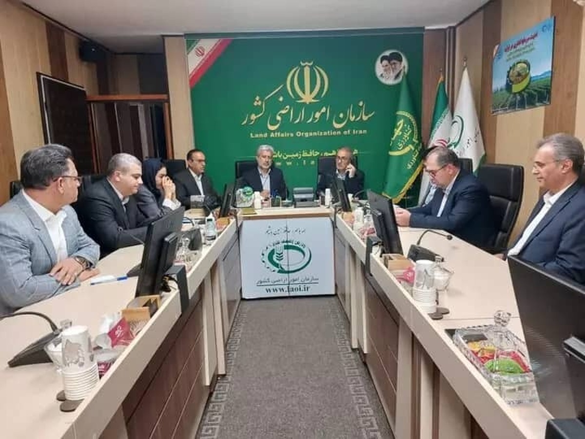 استااندار:استفاده از اراضی برای حمایت از سرمایه‌گذار با راهکار قانون