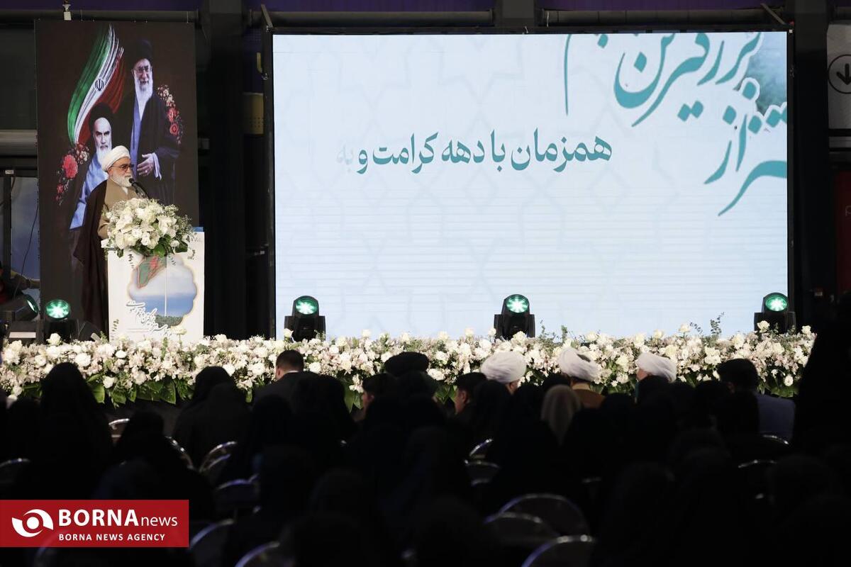 کرامت؛ اساس سیره پیامبر(ص) و امام رضا(ع) در ساخت جامعه‌ اسلامی است